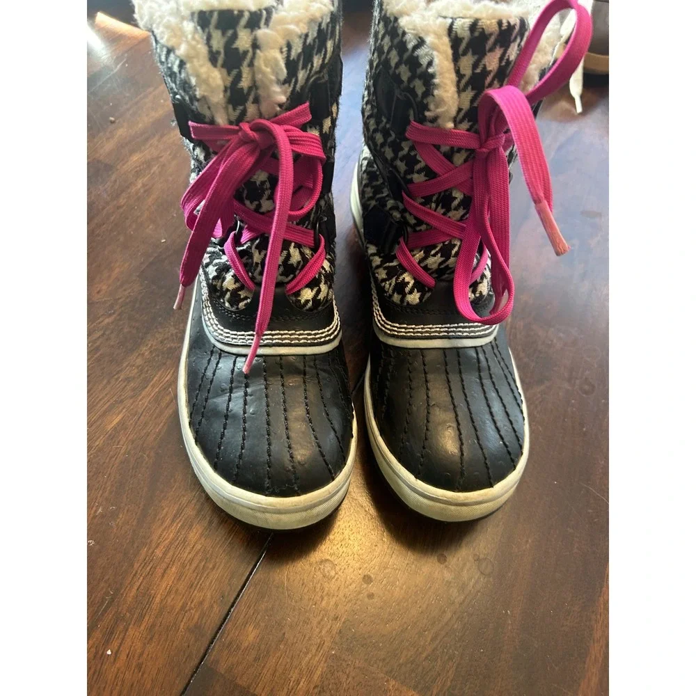 Sorel Tivoli Houndstooth Winter Boots Black White Pink NL1627-010 Womens 7‎
